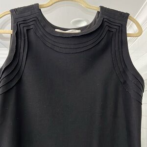 Diane von Furstenberg classic black fitted stretchy sheath dress